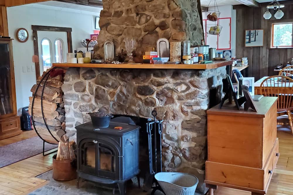 Photo of Kitchen in Ripton