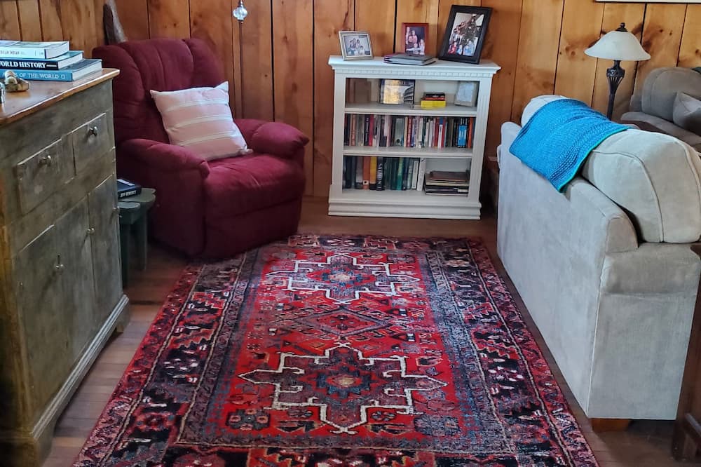 Photo of Livingroom in Ripton