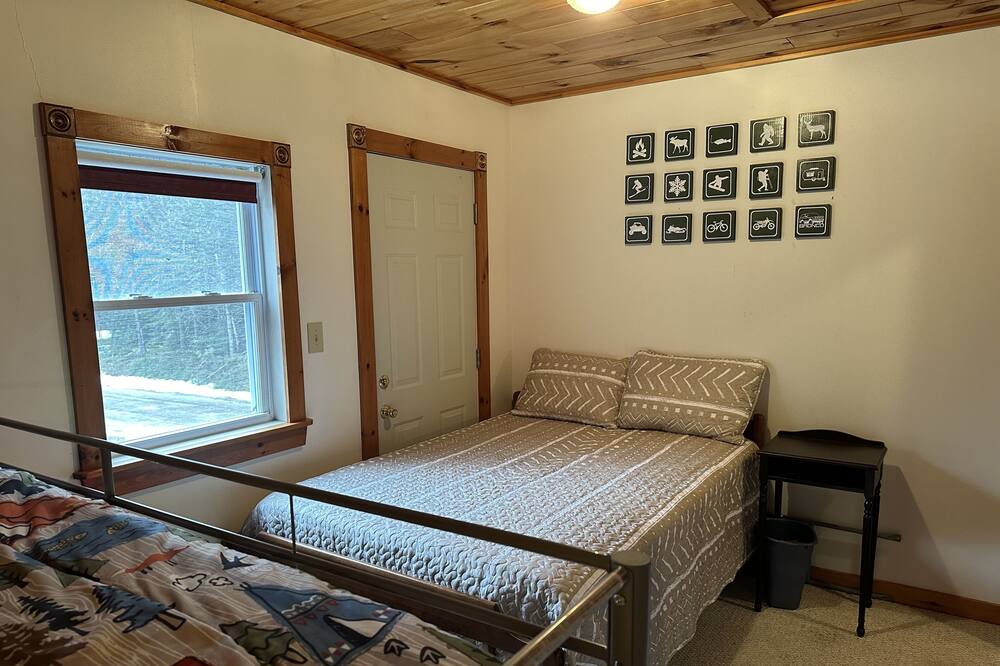 Photo of Bedroom in Newark