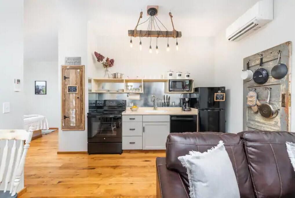 Photo of Kitchen in Steeles Tavern