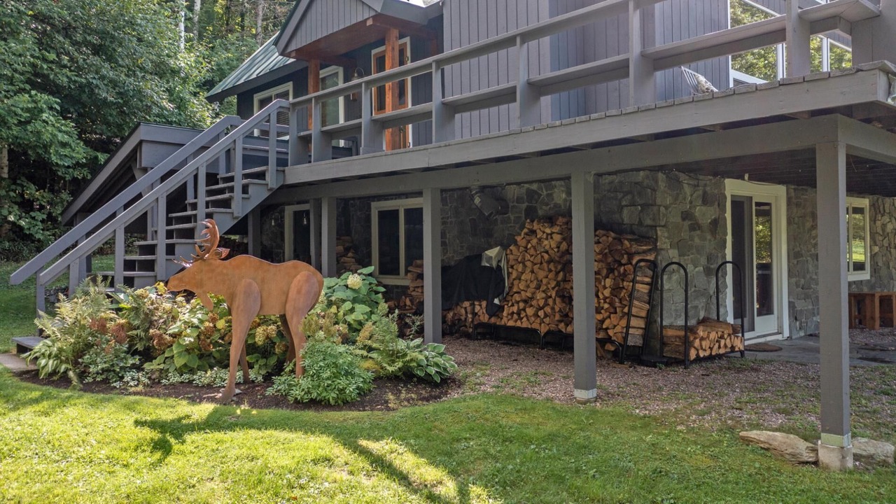 Photo of Outdoor in Stowe Hollow