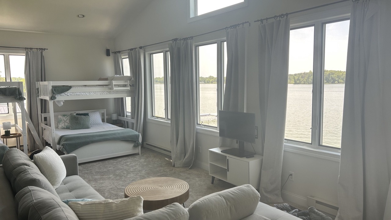 Photo of Livingroom in Rush City