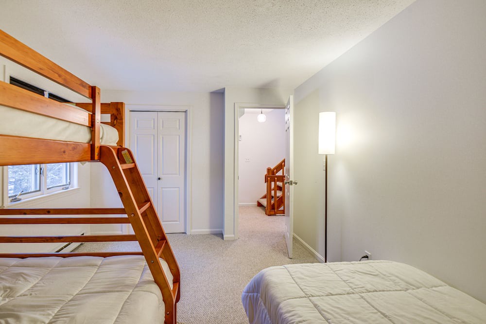 Photo of Bedroom in Conway