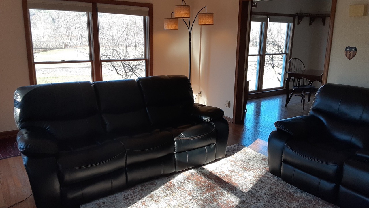 Photo of Livingroom in Cornish