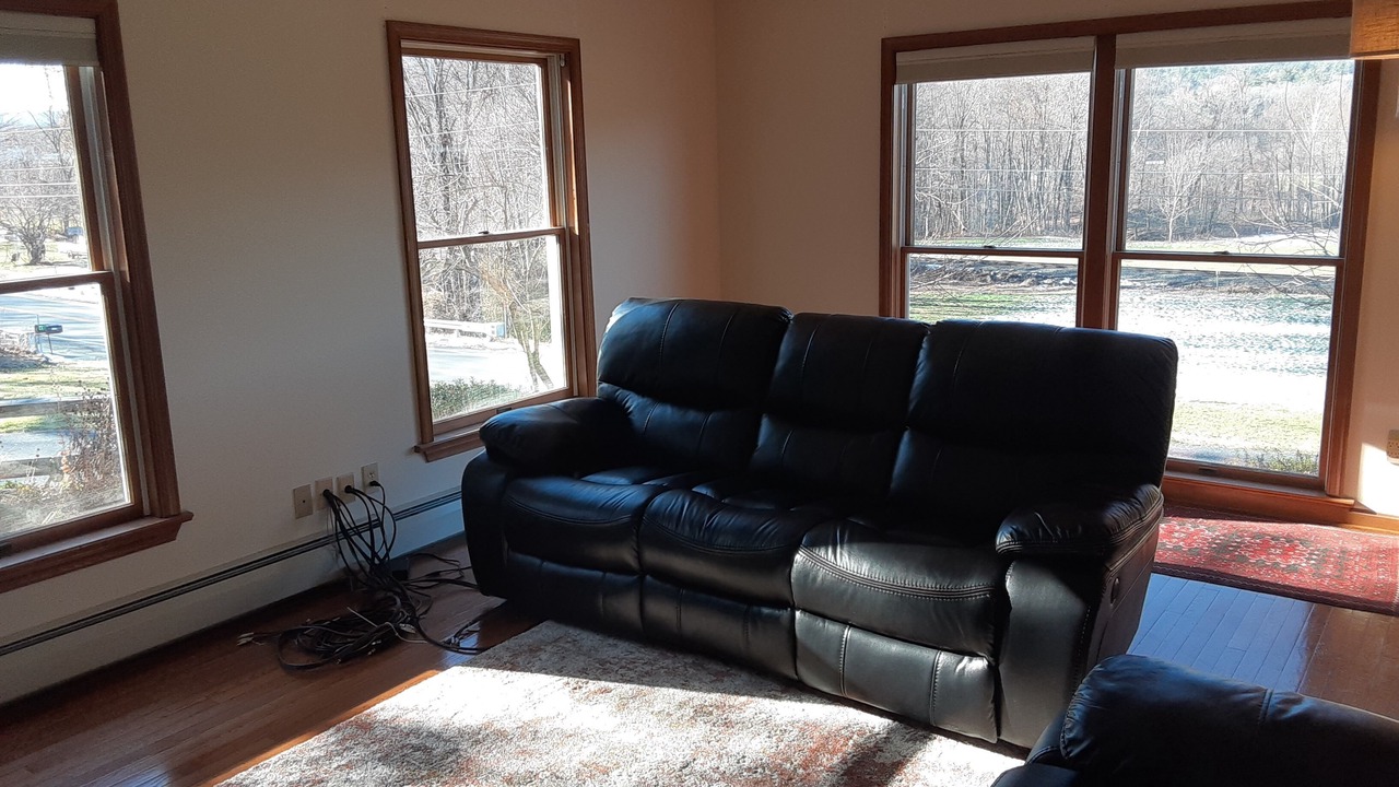 Photo of Livingroom in Cornish