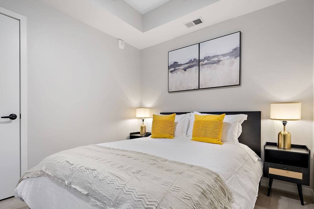 Photo of Bedroom in St. Anthony West
