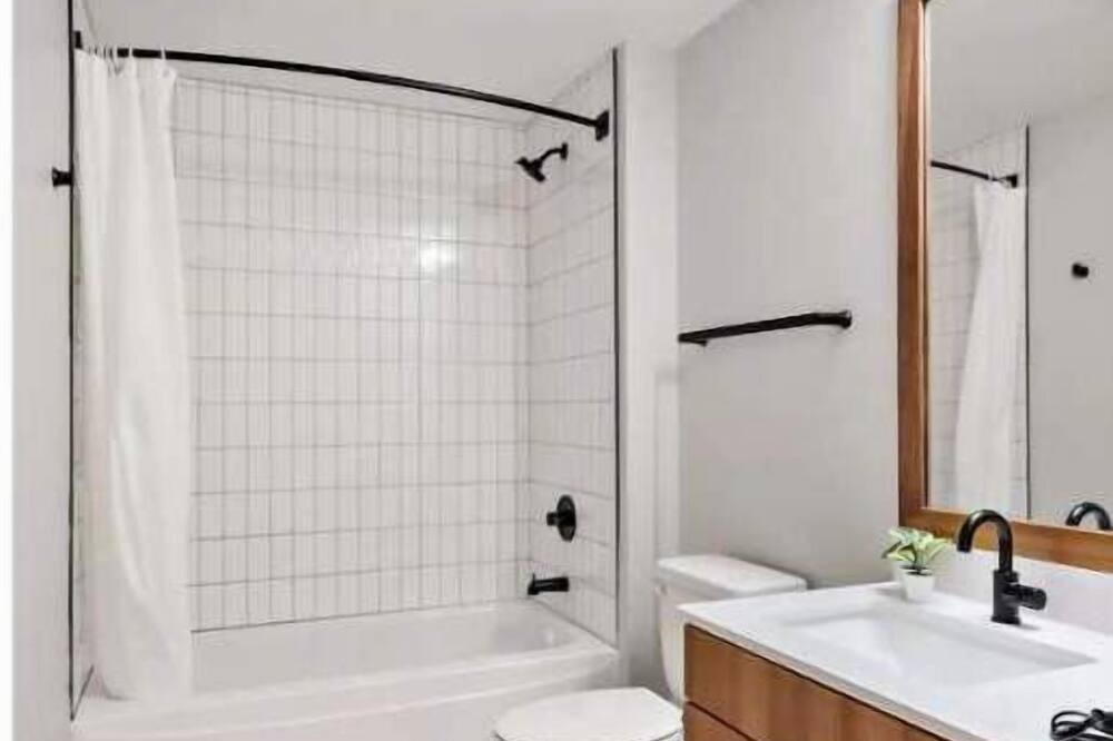 Photo of Bathroom in St. Anthony West