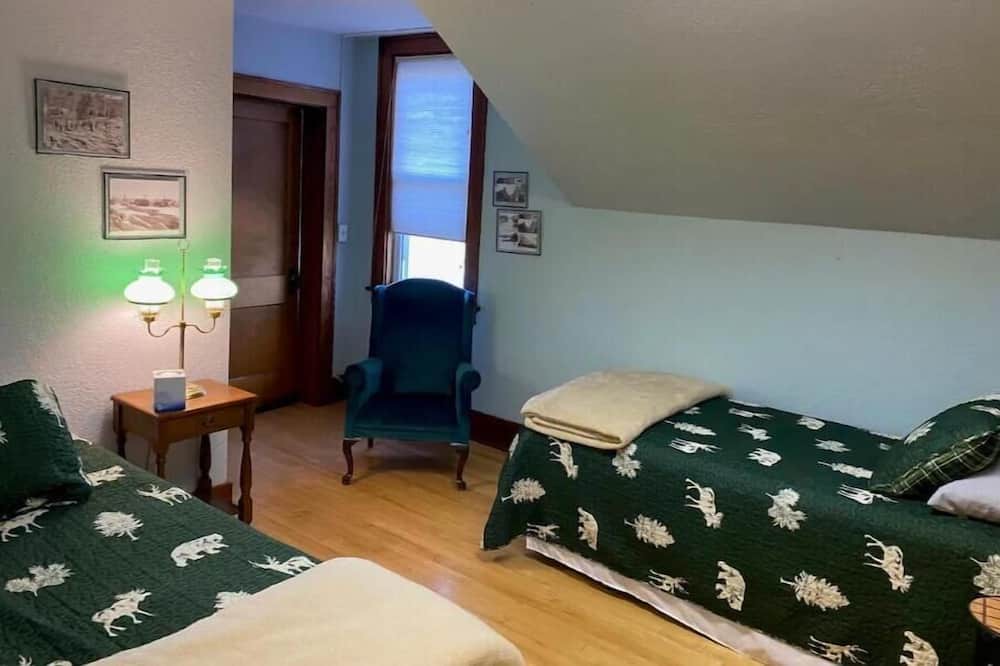 Photo of Bedroom in Pembine