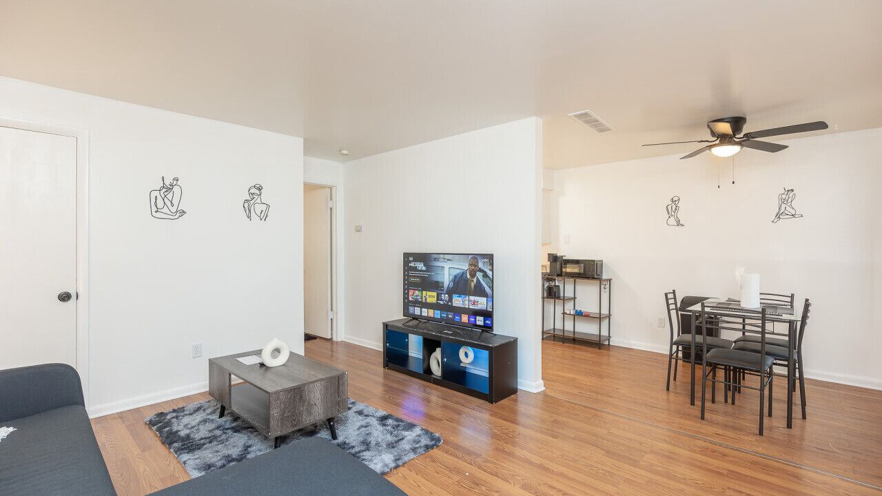 Photo of Livingroom in Miamisburg