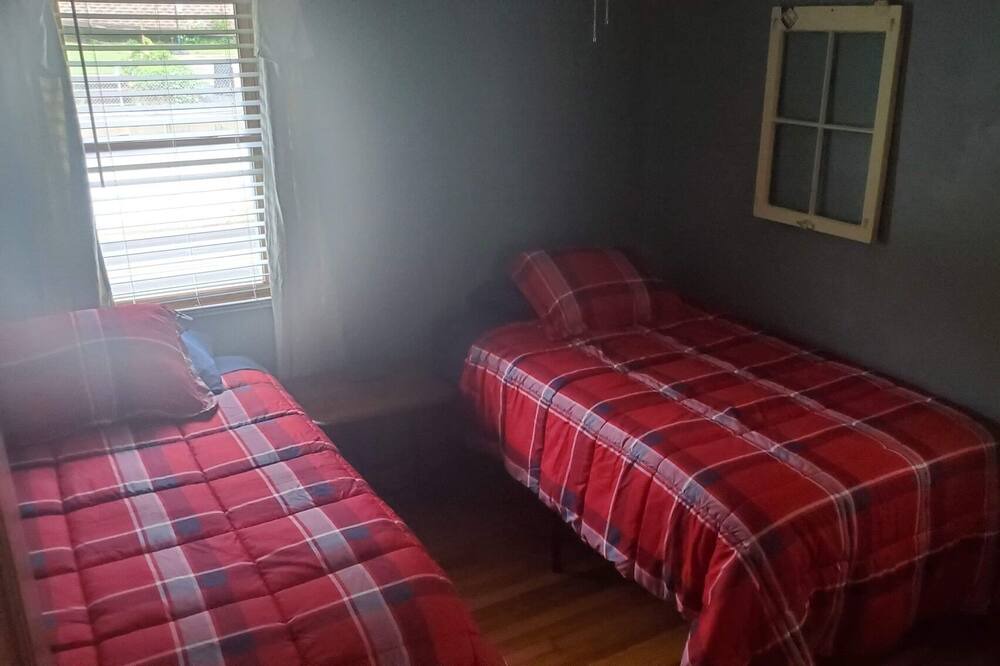 Photo of Bedroom in De Soto