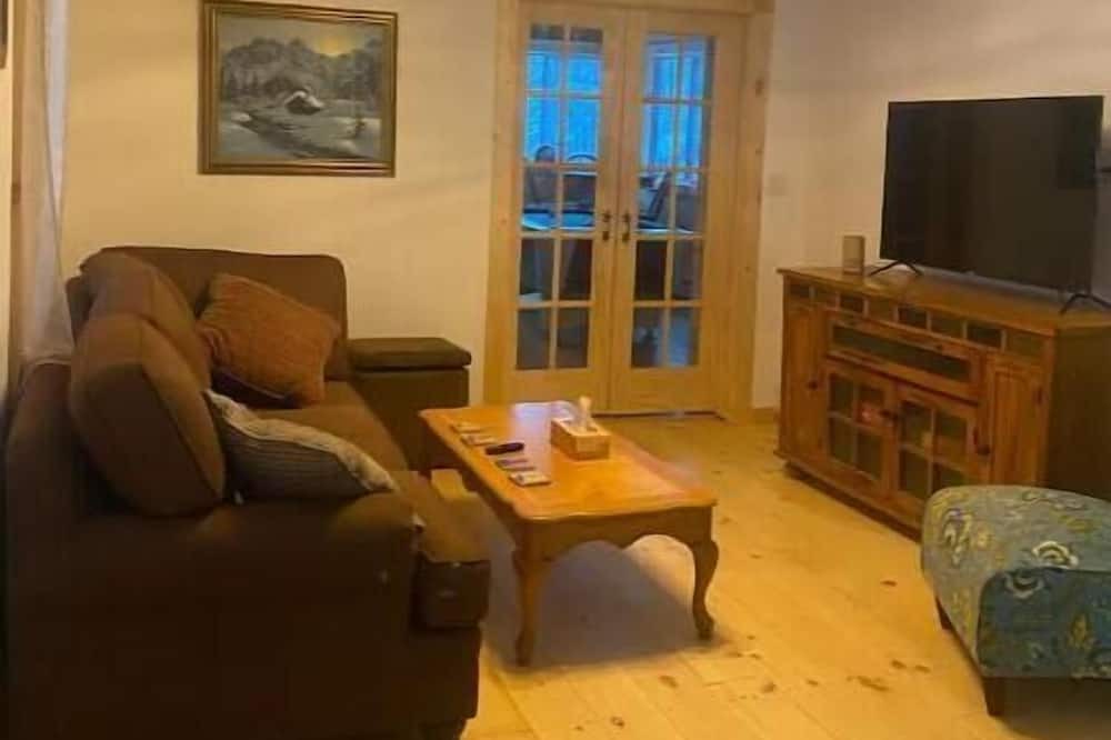 Photo of Livingroom in Chittenden