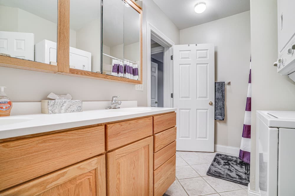 Photo of Bathroom in Red Wing