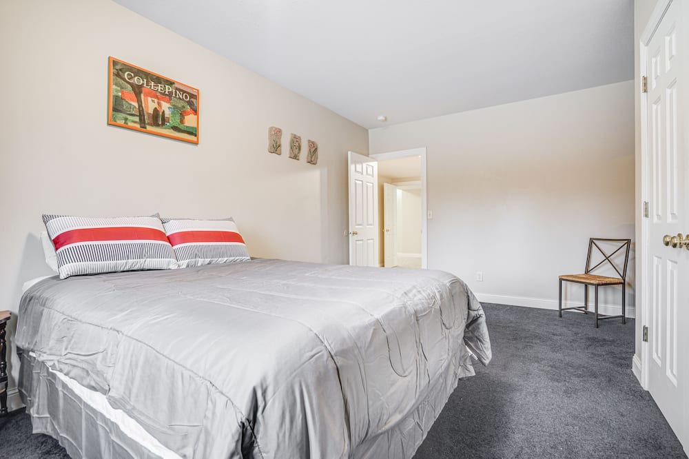 Photo of Bedroom in Red Wing