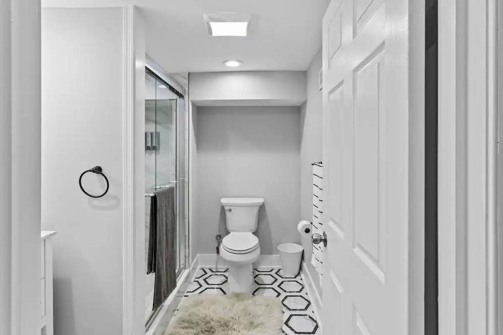 Photo of Bathroom in Kingman Park