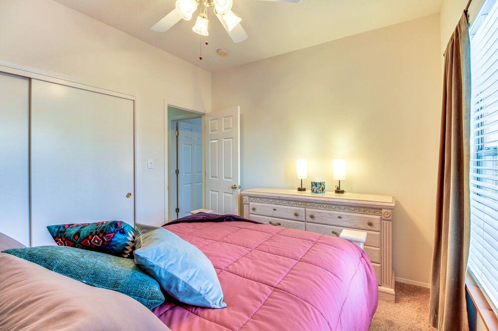Photo of Bedroom in Westside
