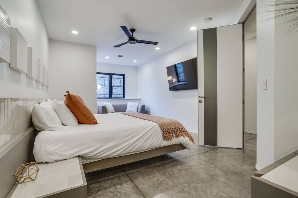 Photo of Bedroom in North Hudson