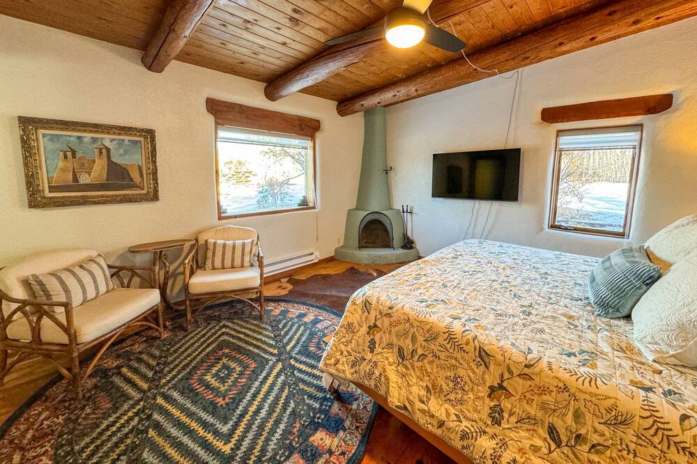 Photo of Others in Taos