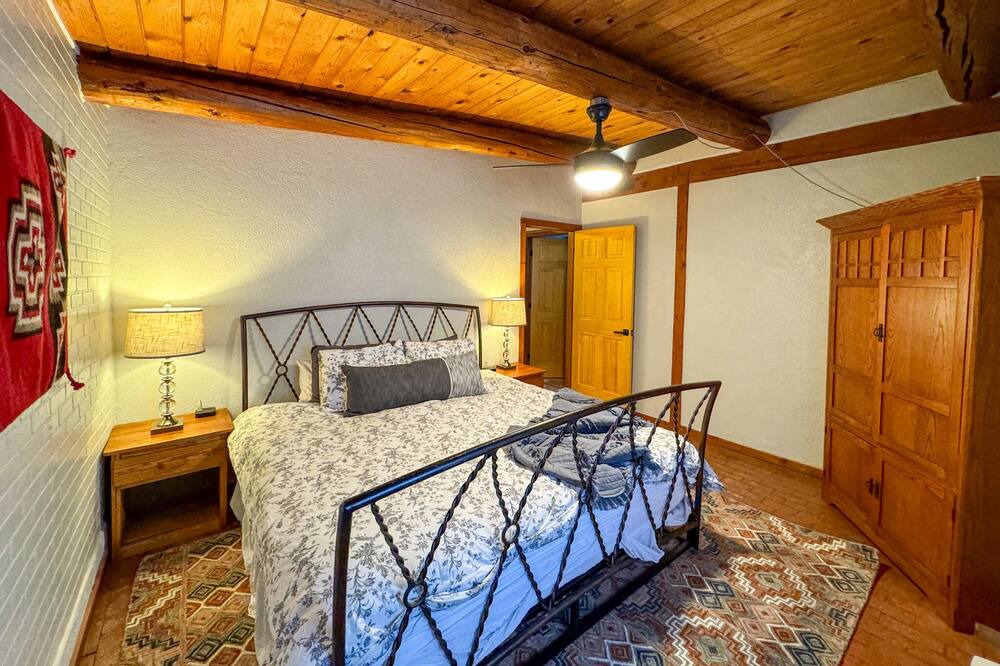 Photo of Bedroom in Taos