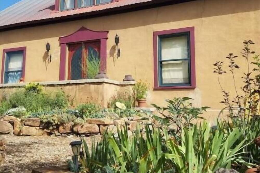 Photo of Outdoor in Cerrillos