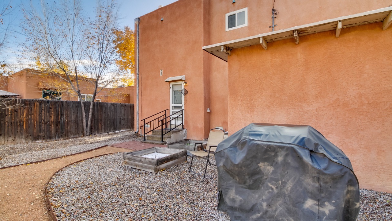 Photo of Outdoor in Raynolds Addition