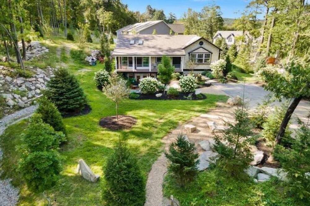 Photo of Outdoor in Milford