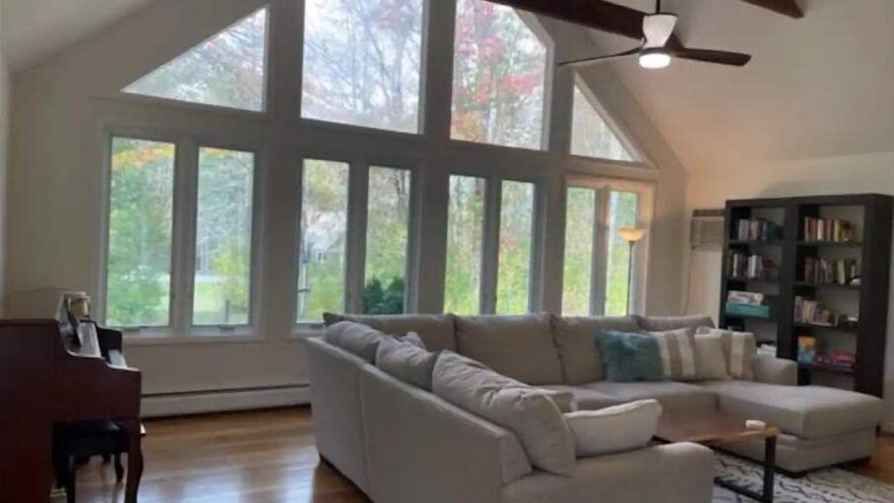 Photo of Livingroom in Goshen