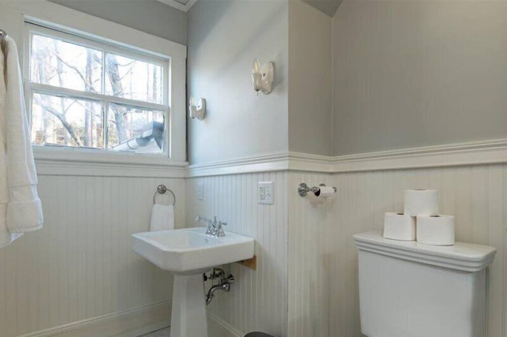 Photo of Bathroom in Springfield