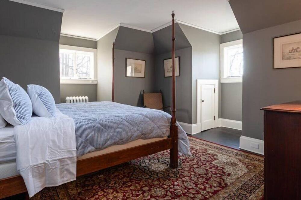 Photo of Bedroom in Springfield