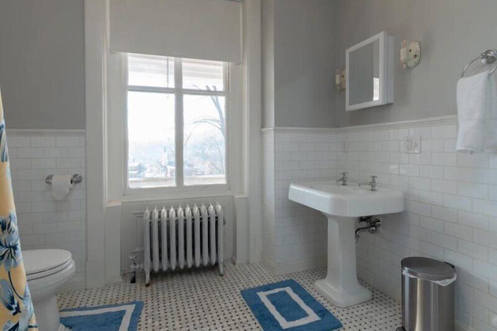 Photo of Bathroom in Springfield