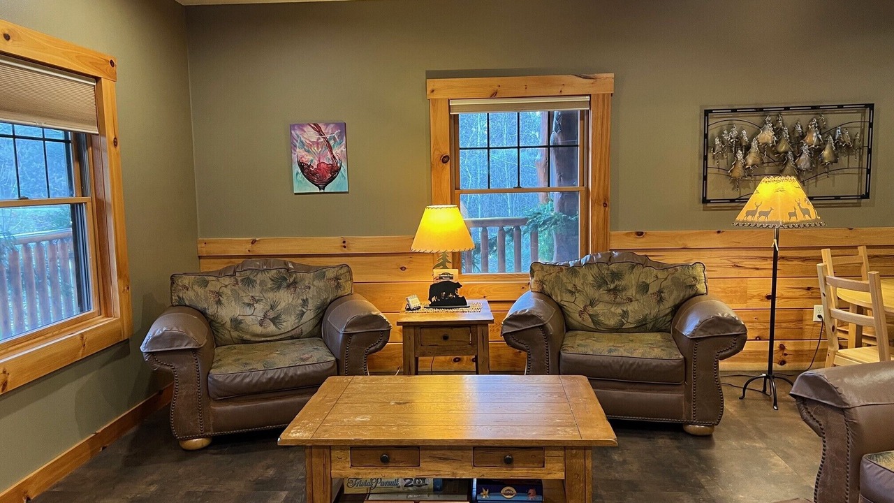 Photo of Livingroom in Chippewa Falls