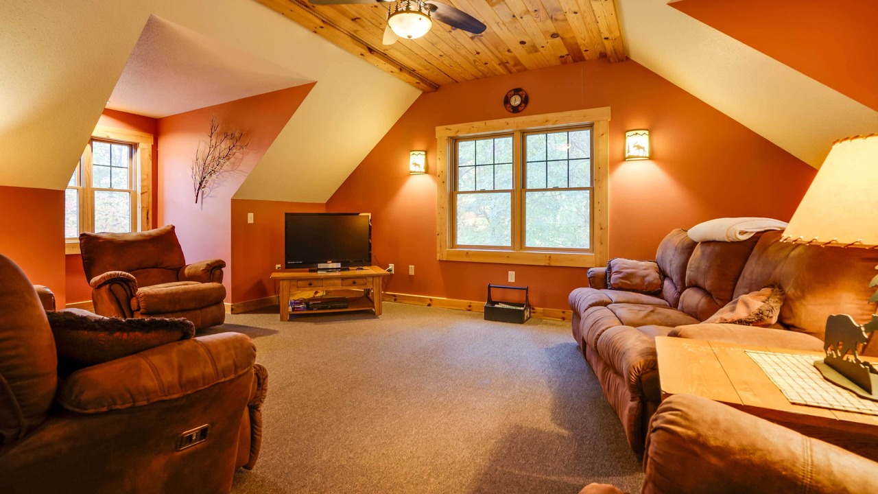 Photo of Livingroom in Chippewa Falls