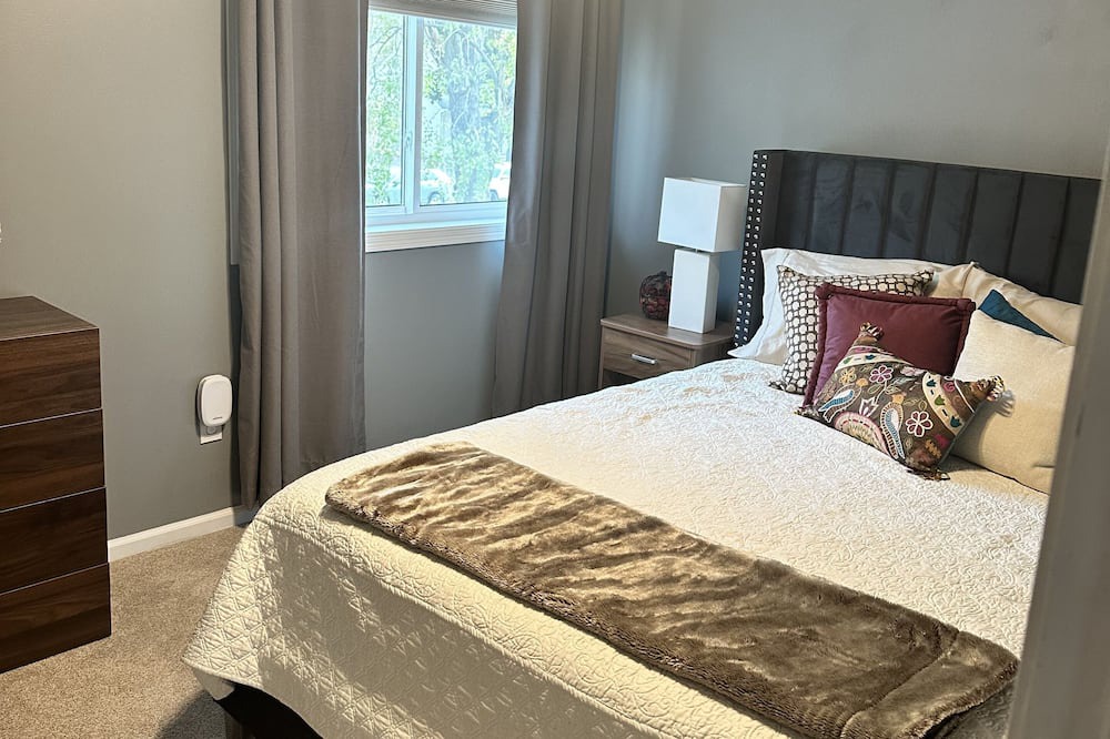 Photo of Bedroom in Richfield