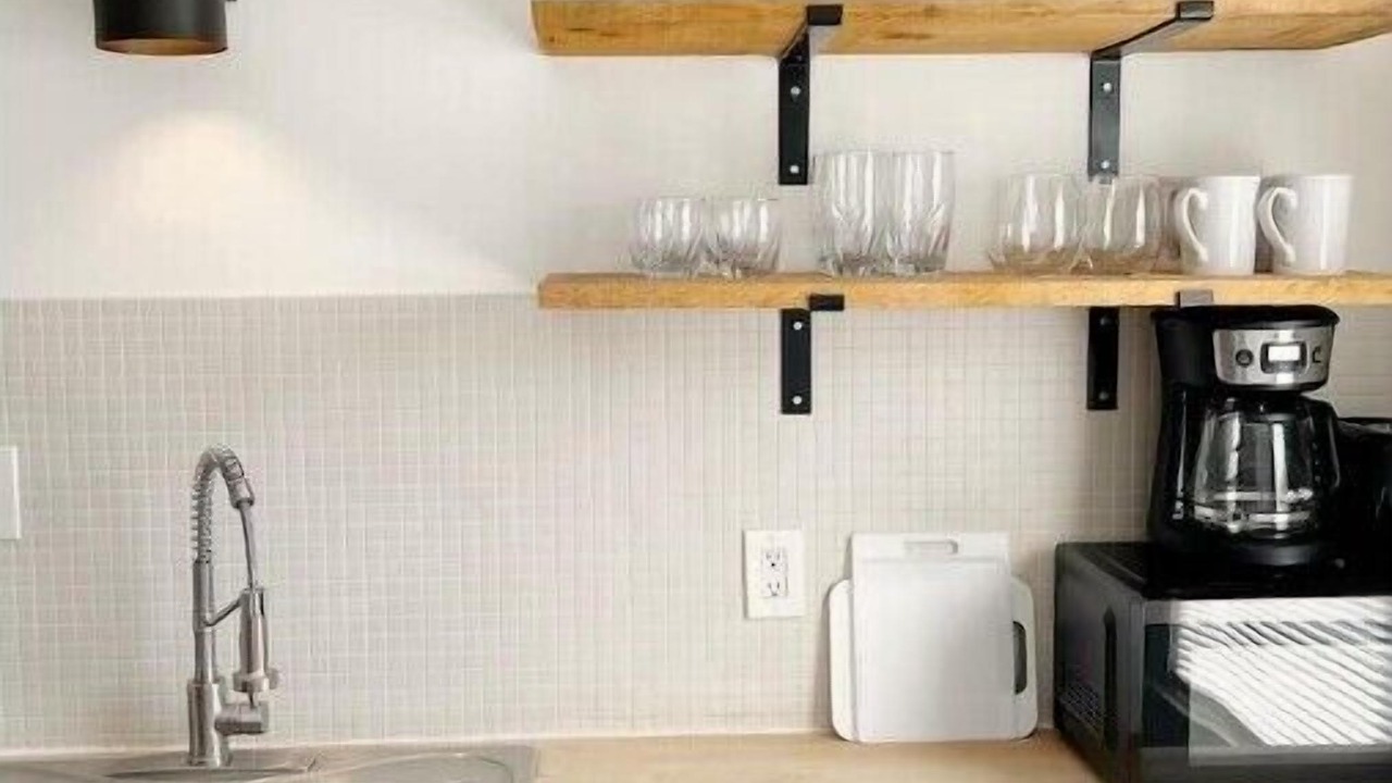 Photo of Kitchen in Victory