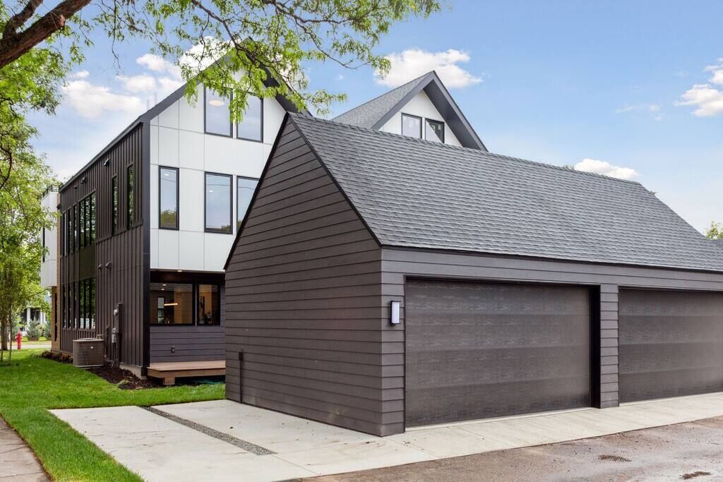 Photo of Outdoor in Linden Hills
