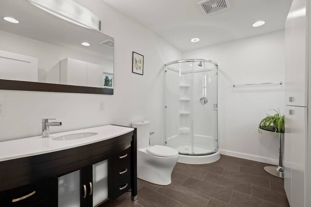 Photo of Bathroom in Waterford