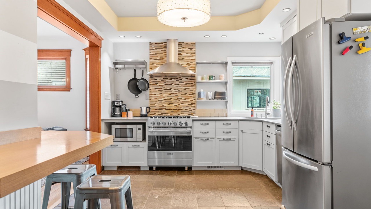 Photo of Kitchen in Linden Hills