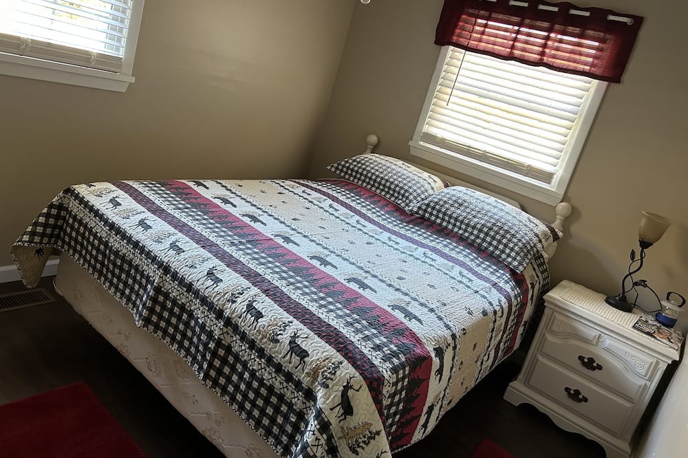 Photo of Bedroom in Newtown
