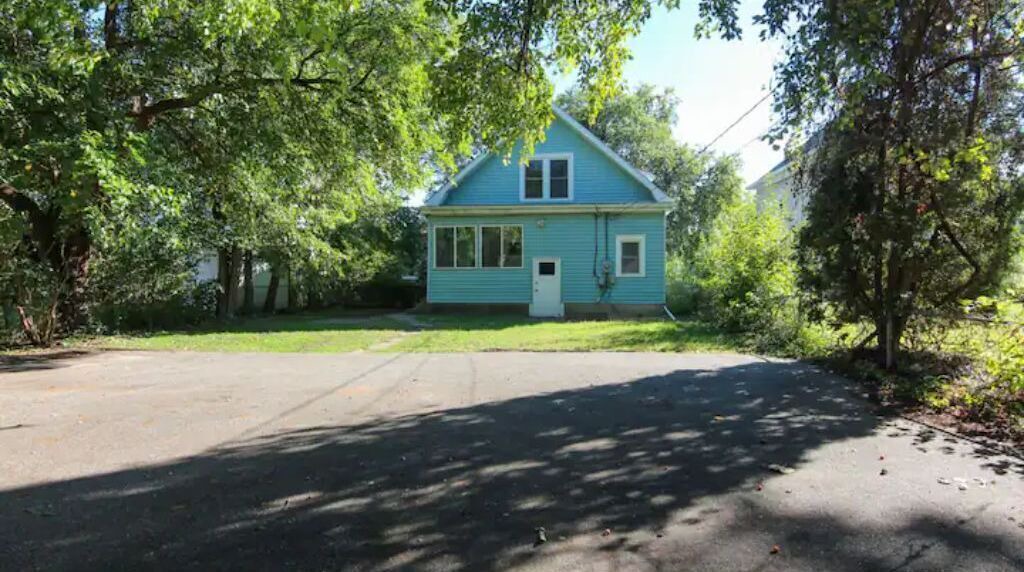 Photo of Outdoor in Merriam Park West