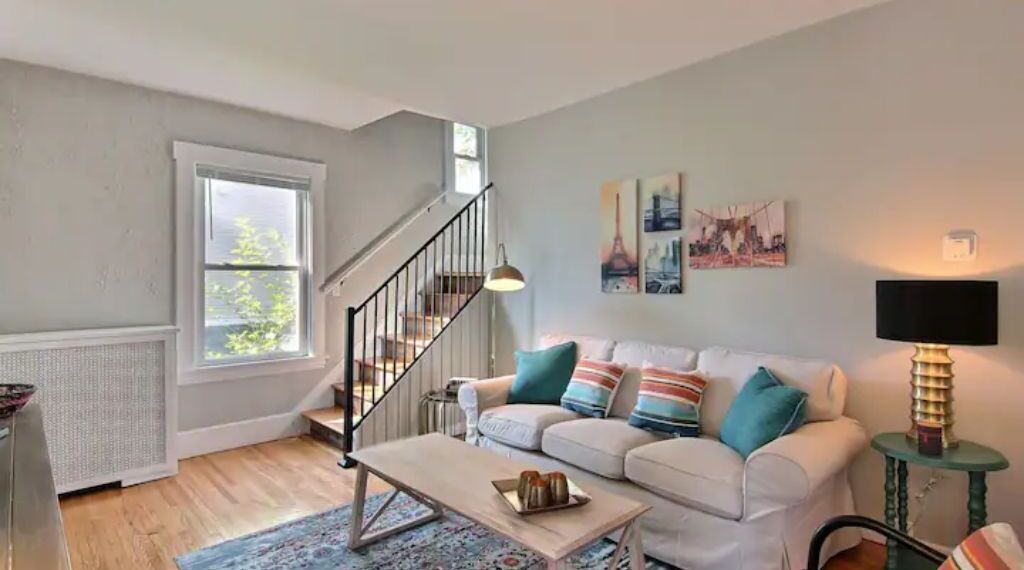 Photo of Livingroom in Merriam Park West