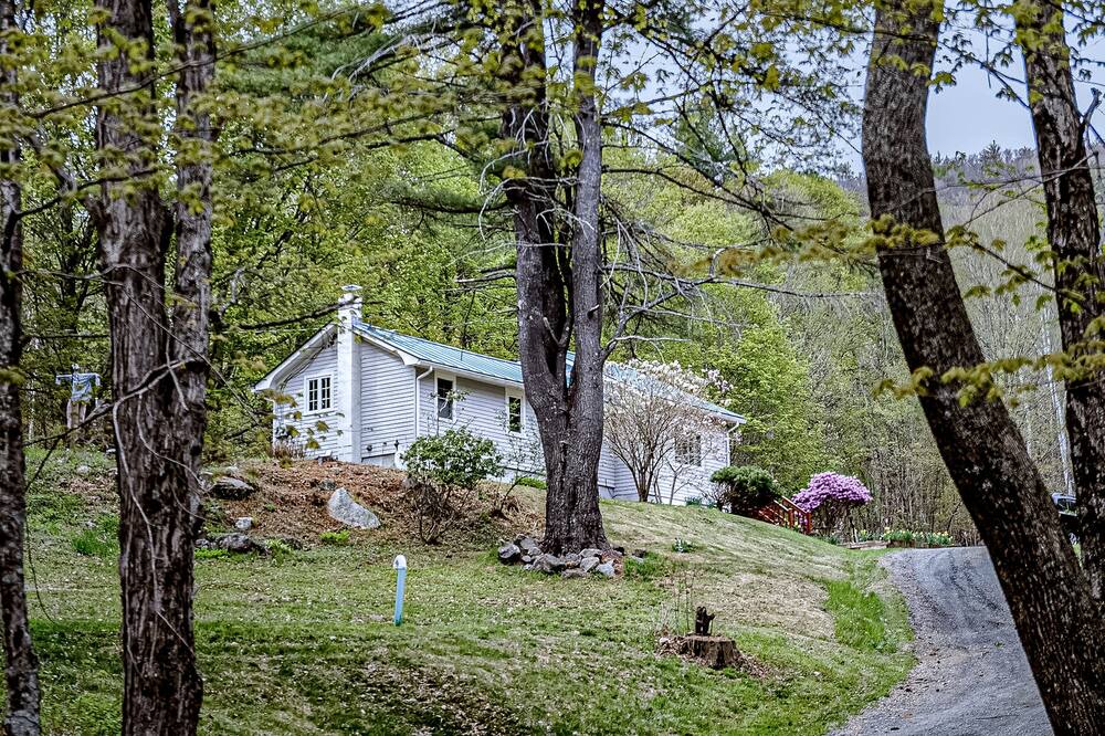 Photo of Others in Perkinsville