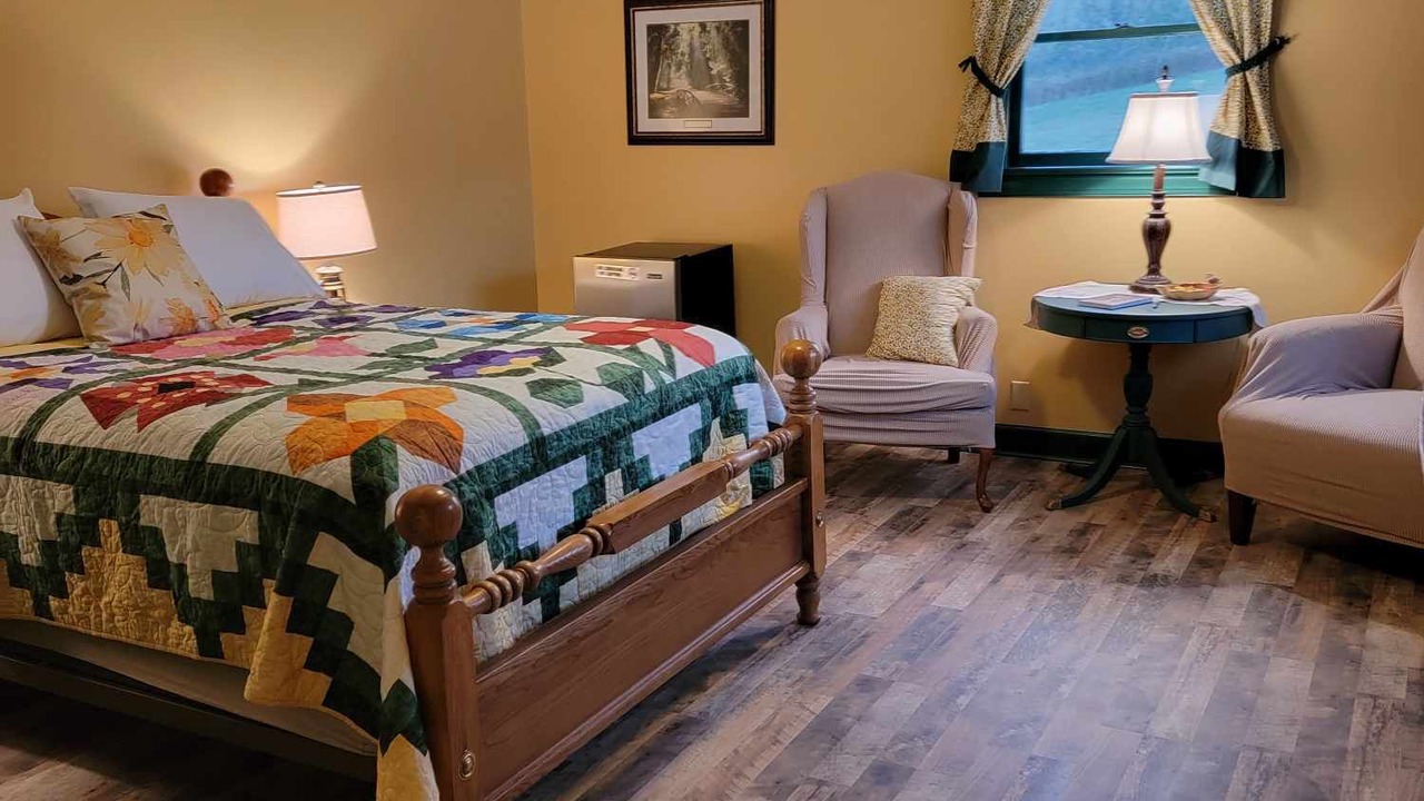 Photo of Bedroom in Burks Fork