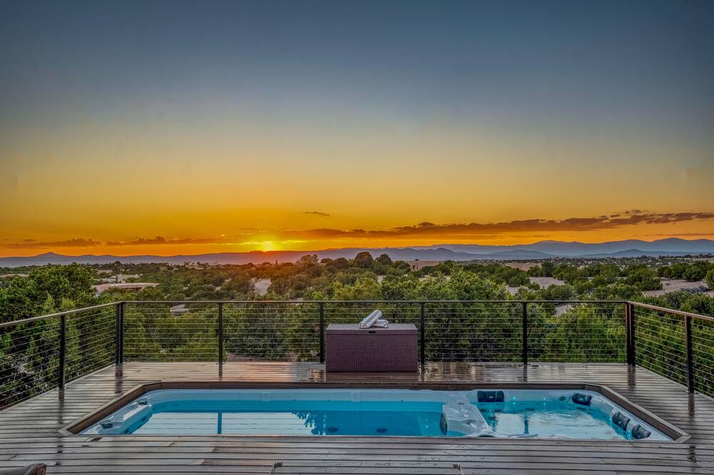 Photo of Outdoor in West Alameda