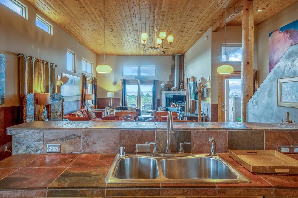 Photo of Kitchen in West Alameda