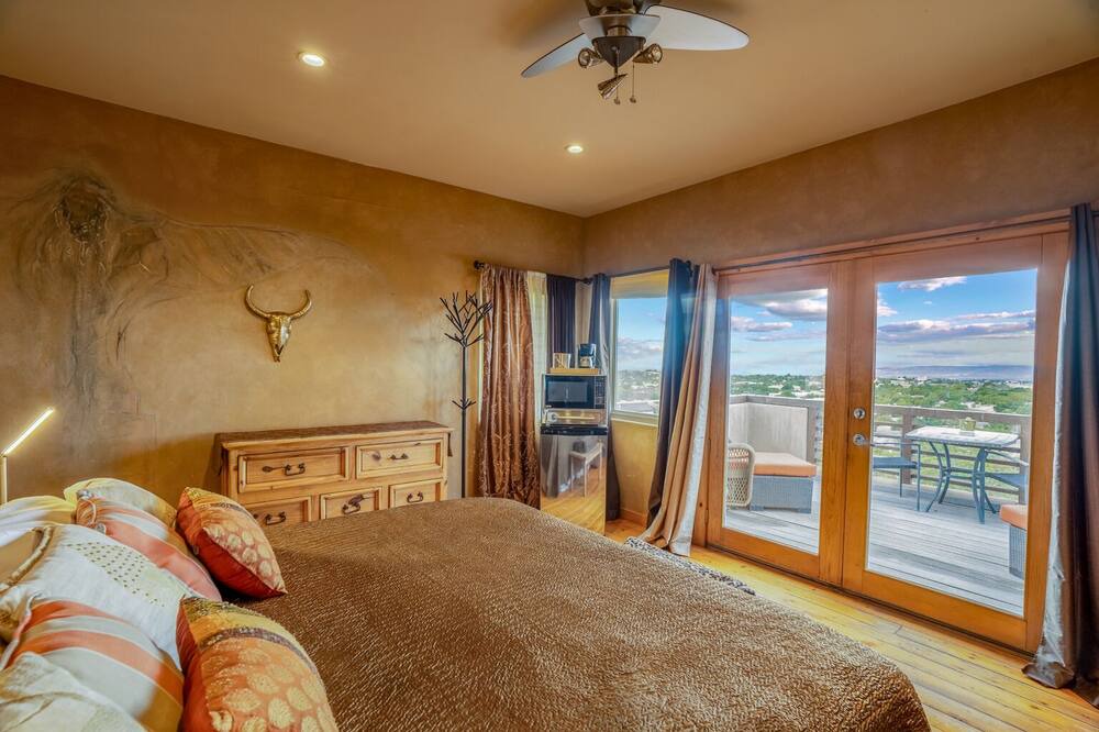Photo of Bedroom in West Alameda