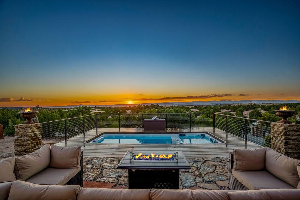 Photo of Outdoor in West Alameda