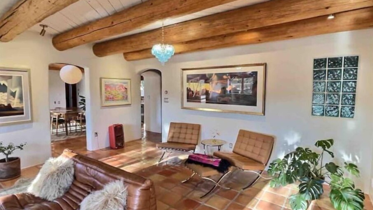 Photo of Livingroom in Taos
