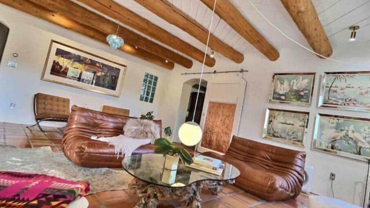 Photo of Livingroom in Taos
