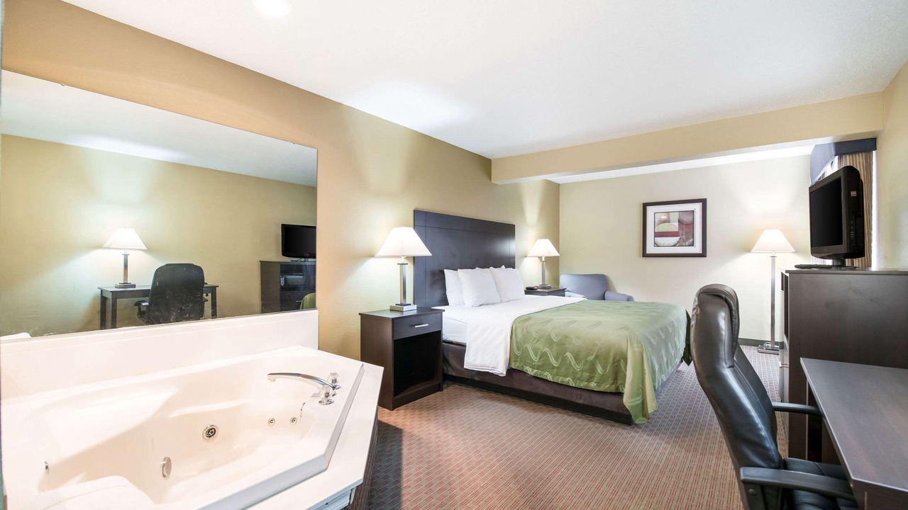 Photo of Bedroom in Menomonie