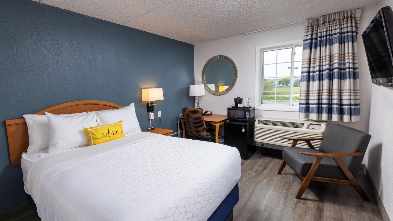 Photo of Bedroom in Manitowoc