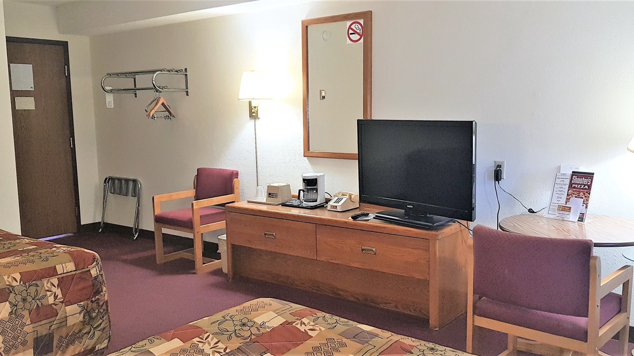 Photo of Livingroom in Avon